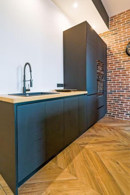 Sète Appartement D'Exception En Centre Ville Sur Quai מראה חיצוני תמונה